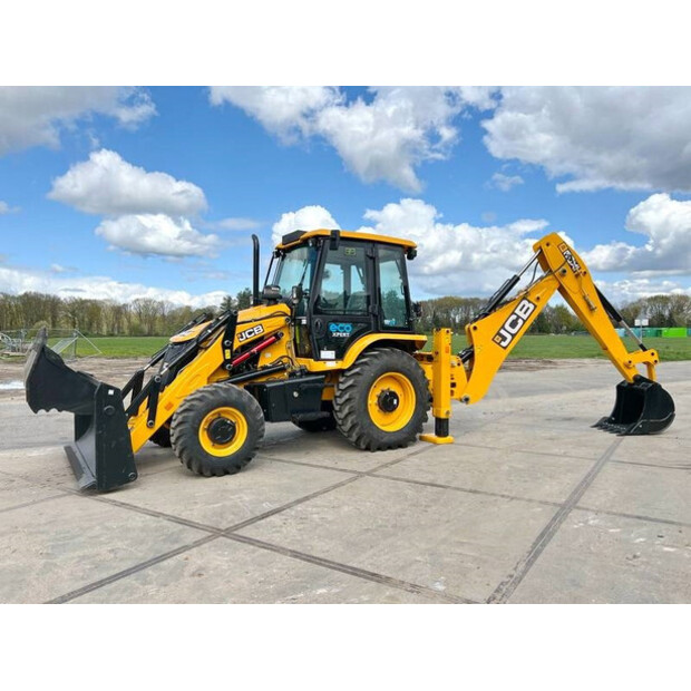 2024 JCB 3DX-42264451