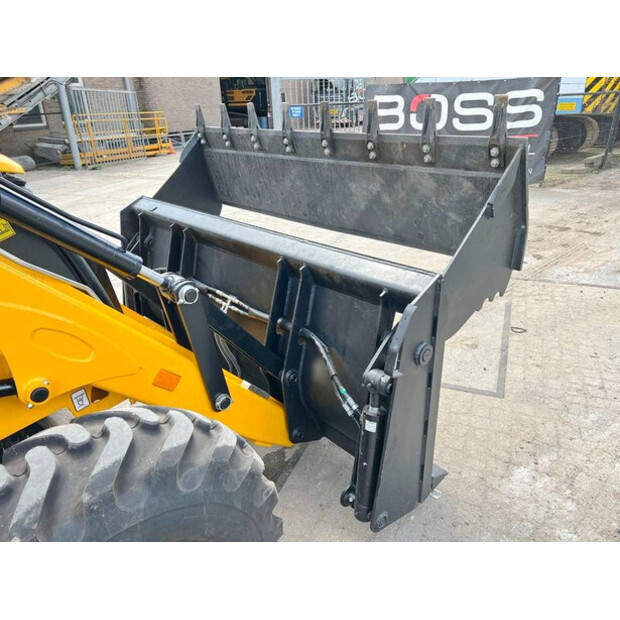2024 JCB 3DX-42264463