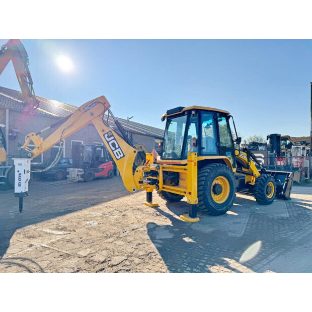 2024 JCB 3DX-42264968