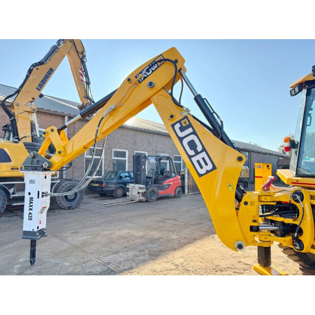 2024 JCB 3DX-42264970