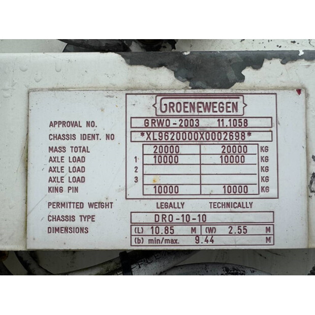 2000 جورينفاجن DRO-10-10-42265164