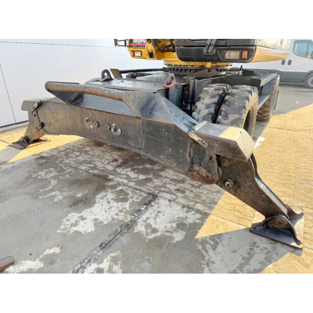 2002 كاتربيلر M322C-42265501