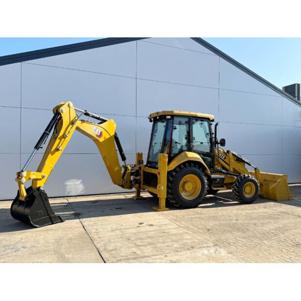 2025 Caterpillar 424-42266022