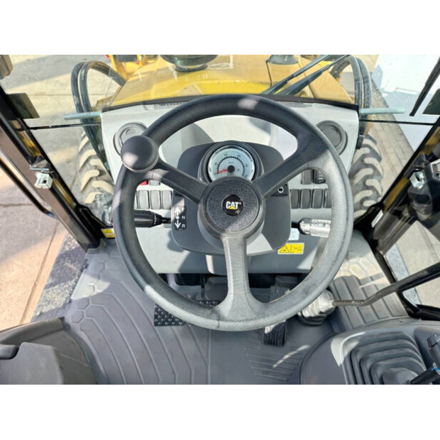 2025 Caterpillar 424-42266026