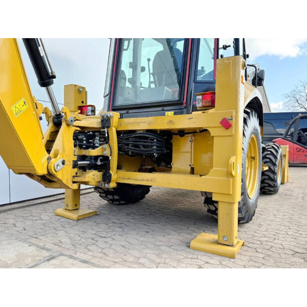 2025 Caterpillar 424-42266050