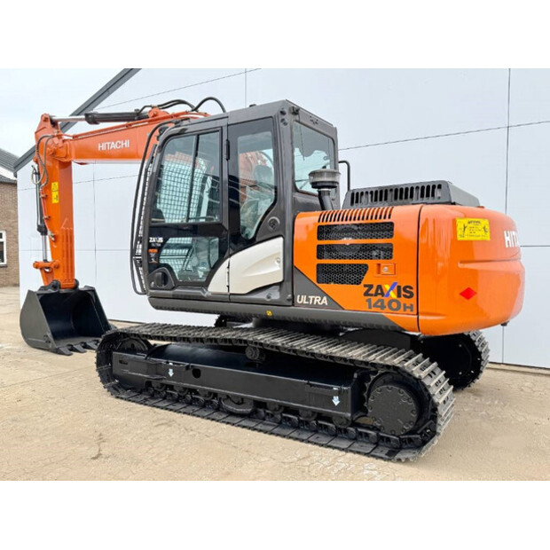 2025 هيتاشى ZX140H-GI-42266291