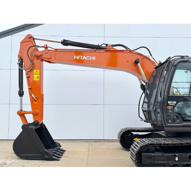 2025 هيتاشى ZX140H-GI-42266314