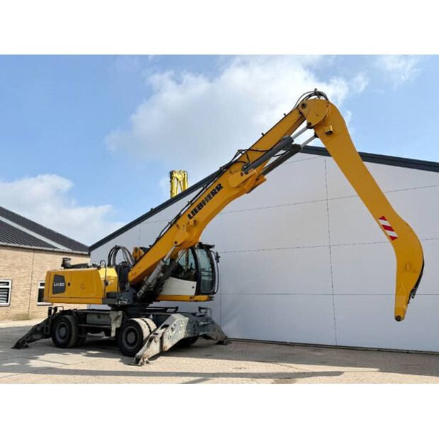 2017 Liebherr LH30M-42266596