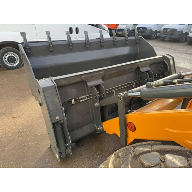 2025 كاس 570SV-42267536