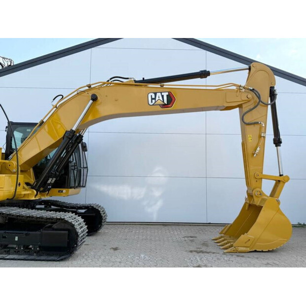 2025 Caterpillar 320D3 GC-42268716