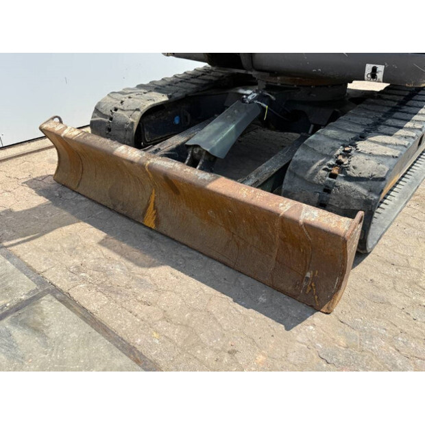 2015 ميكالاك 8MCR-42269041