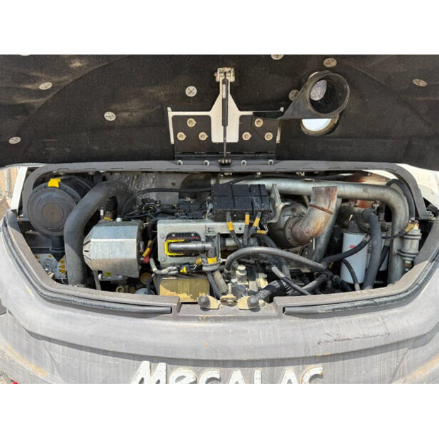 2015 ميكالاك 8MCR-42269049