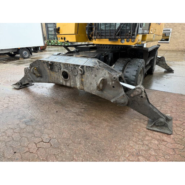 2015 كاتربيلر MH3022-42269608