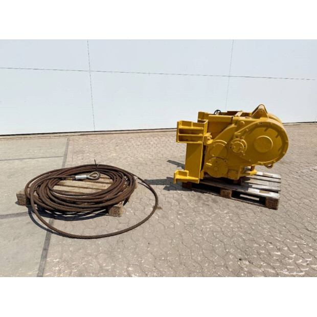 2021 كاتربيلر D6-42269875