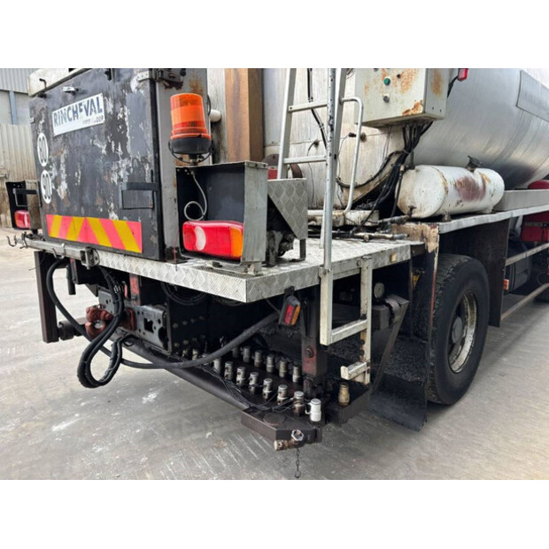 2000 Renault Rincheval-42270027