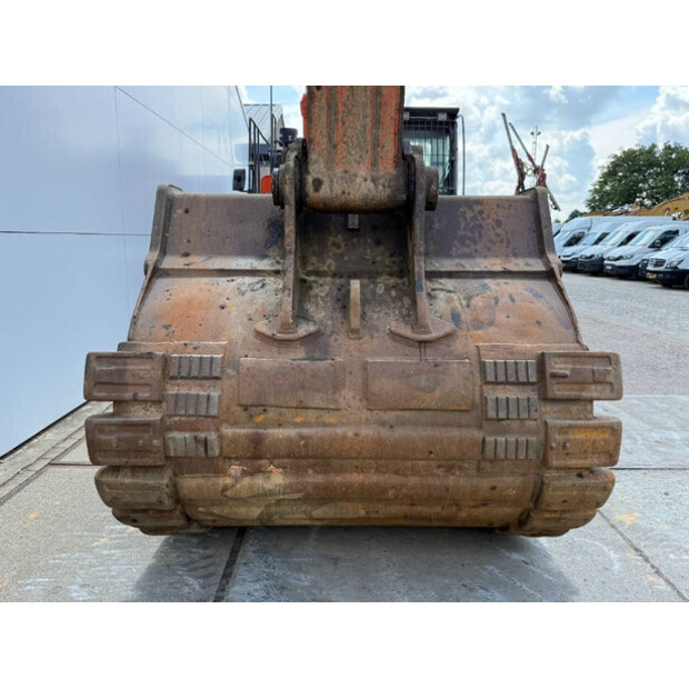 2018 هيتاشى ZX490LCH-6-42270263