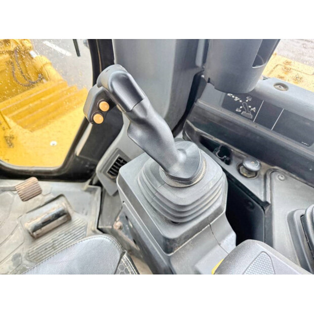 2019 Caterpillar D6 LGP-42271585