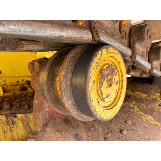 2016 Komatsu D61PXI-24-42271781