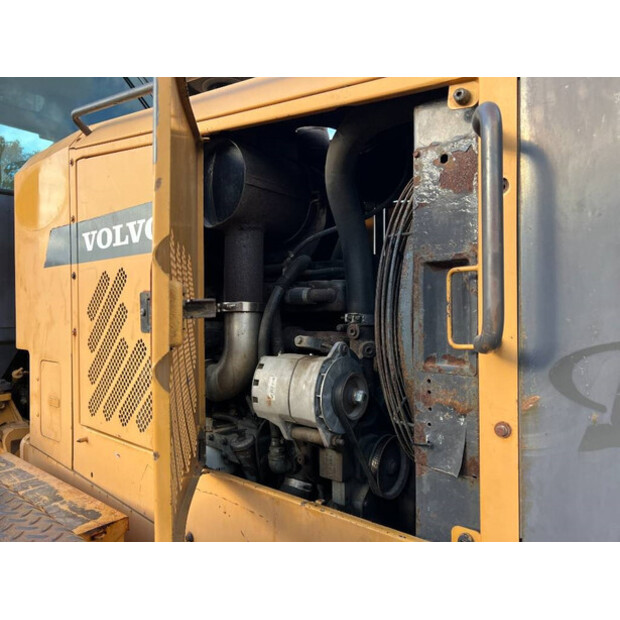 2002 فولفو G740B-42271963