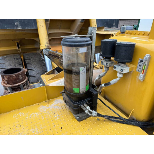 2012 Caterpillar 777G-42272164