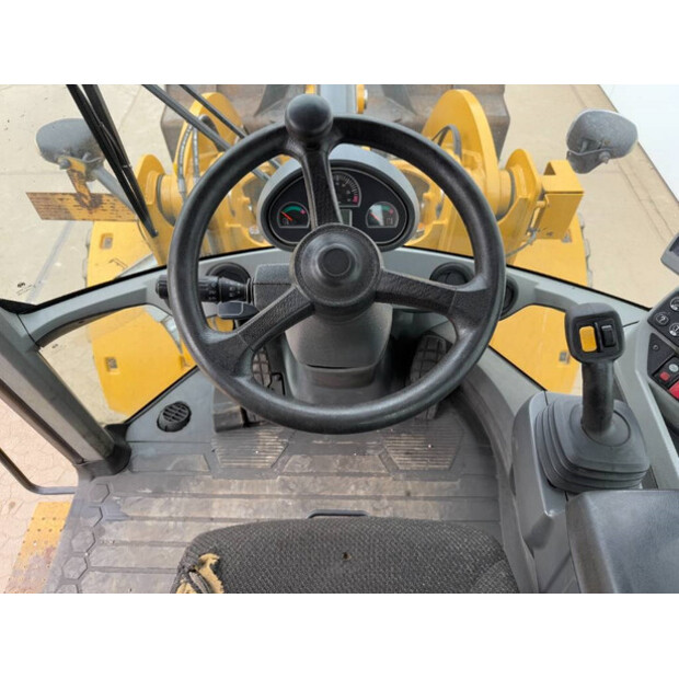 2014 Caterpillar 938K-42272455