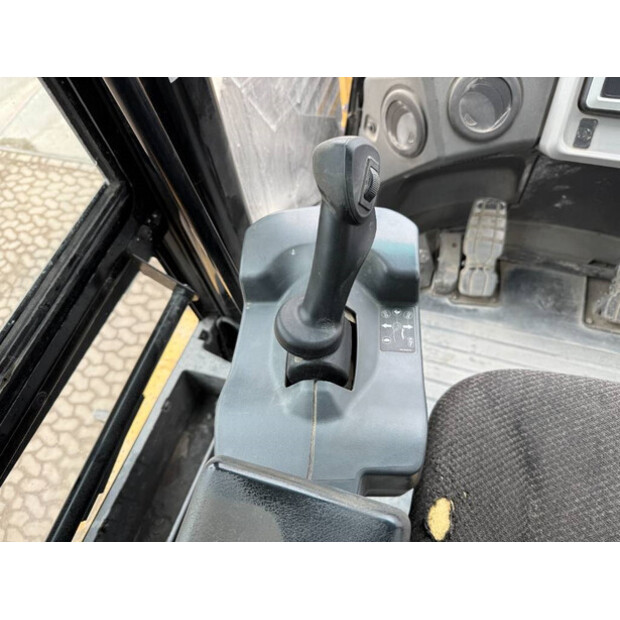 2016 Caterpillar 966M-42272528