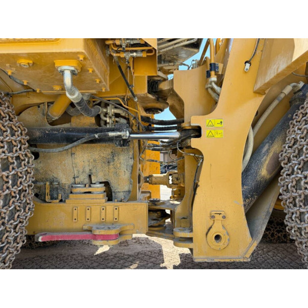 2018 Caterpillar 990K-42272835