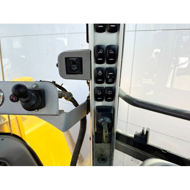 2018 Volvo L220H-42272993