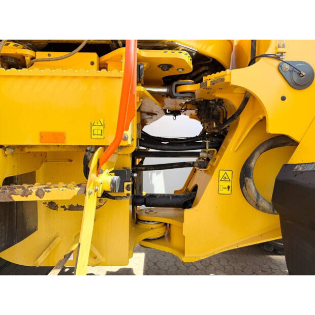 2018 Volvo L220H-42273000
