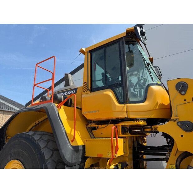 2018 Volvo L220H-42273005