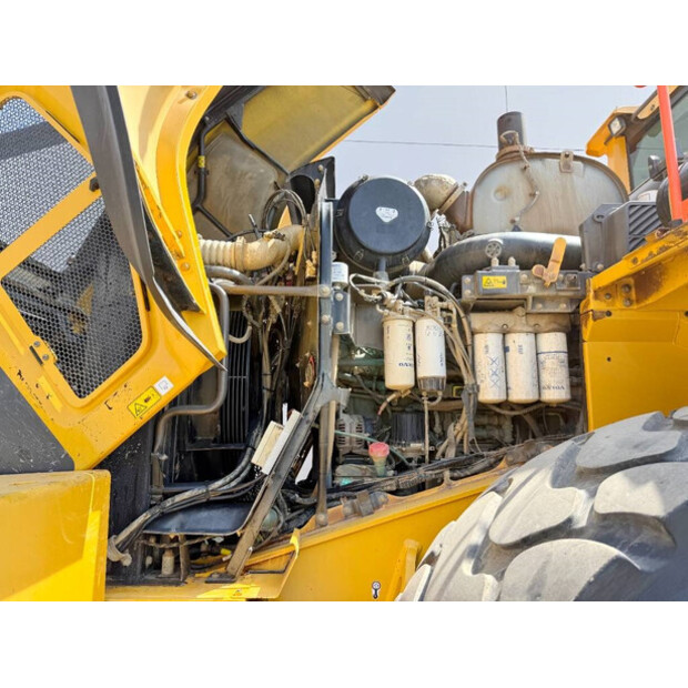 2018 Volvo L220H-42273015