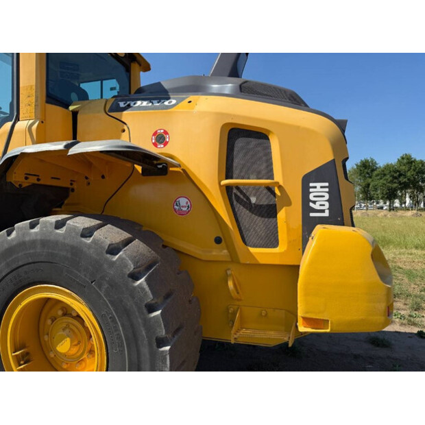 2015 Volvo L60H-42273100