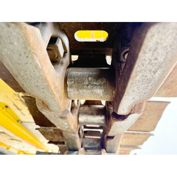 2016 Komatsu PC490LC-10-42273221