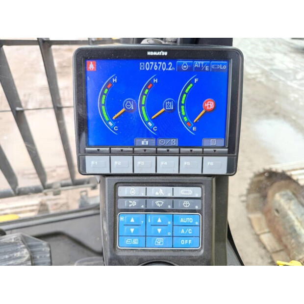 2016 Komatsu PC490LC-10-42273228