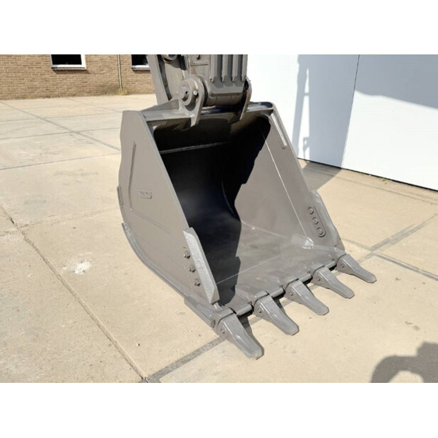 2025 Volvo EC210-42273263