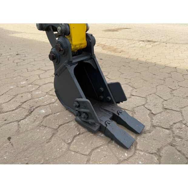 2018 WACKER NEUSON 803-42273375