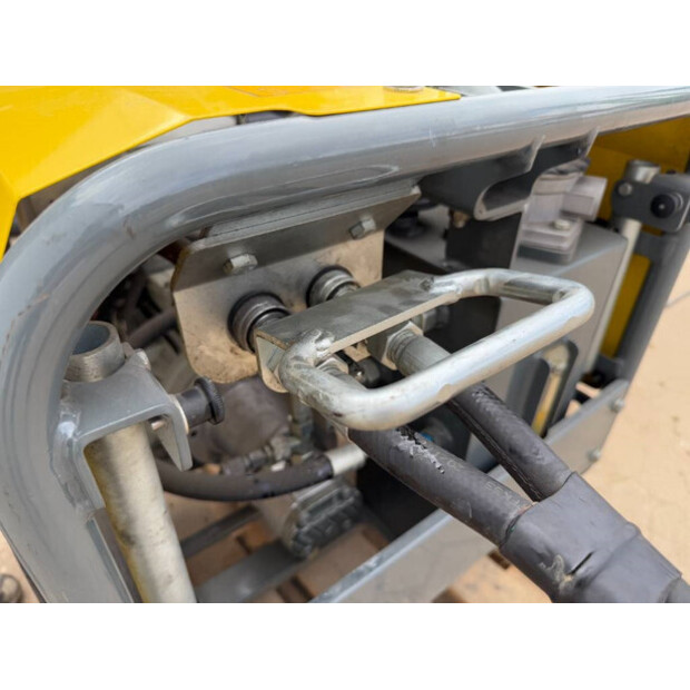 2018 WACKER NEUSON 803-42273392