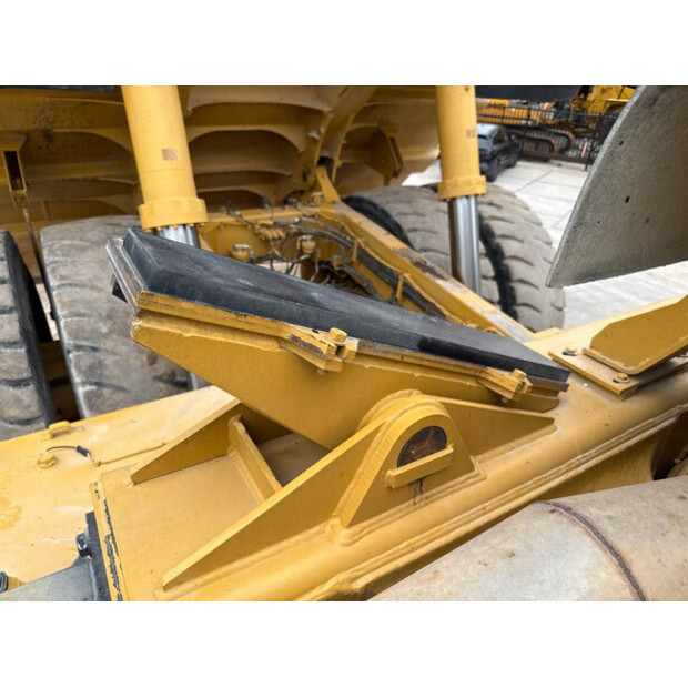 2012 Caterpillar 777G-42273482
