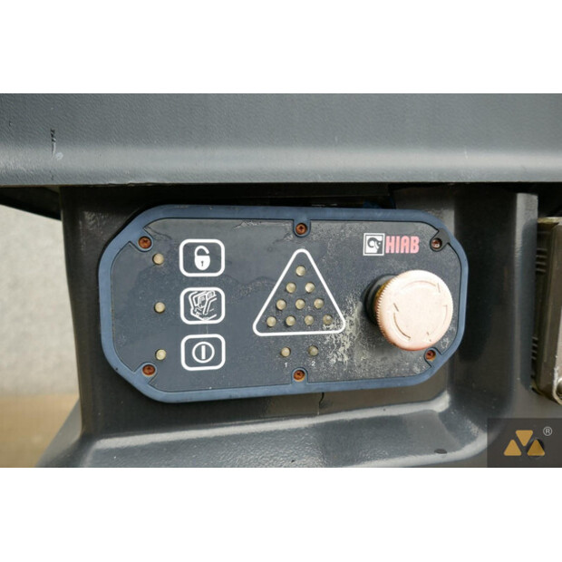2007 Hino 700FY-42273679