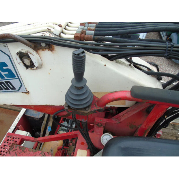 2005 Floor OTHERS-42273984