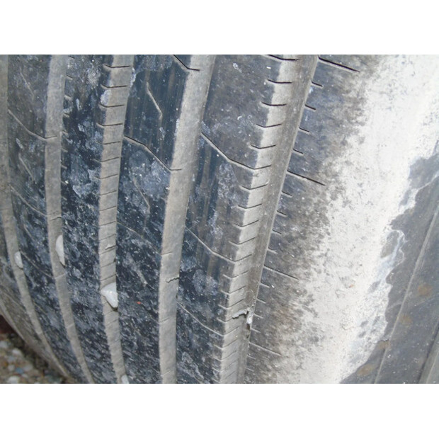 2005 Floor OTHERS-42273989