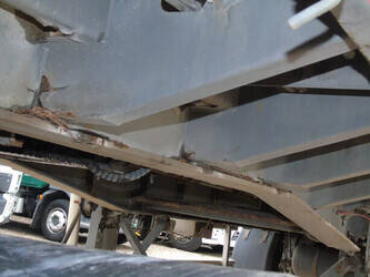 2005-floor-others-1317053-42273992