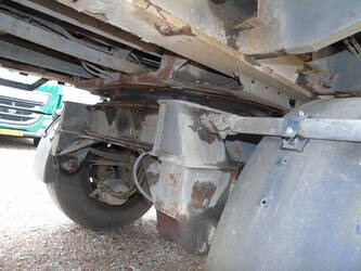 2005-floor-others-1317053-42273998