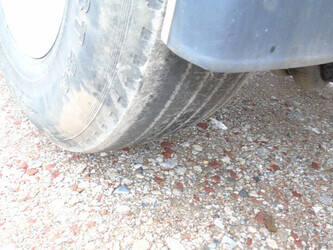 2005-floor-others-1317053-42274003