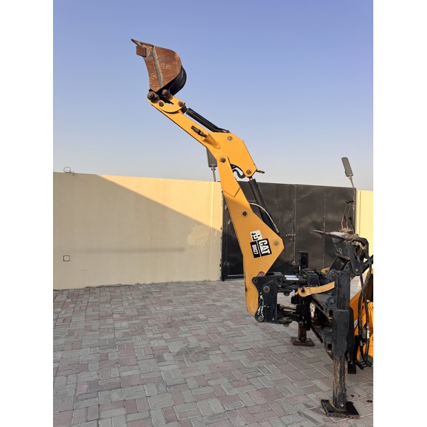 BACKHOE LOADERS Caterpillar Used Part No.: BH27-42274682