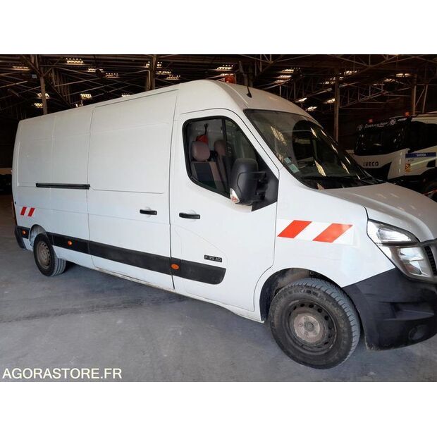 2014 NISSAN NV400-42287532