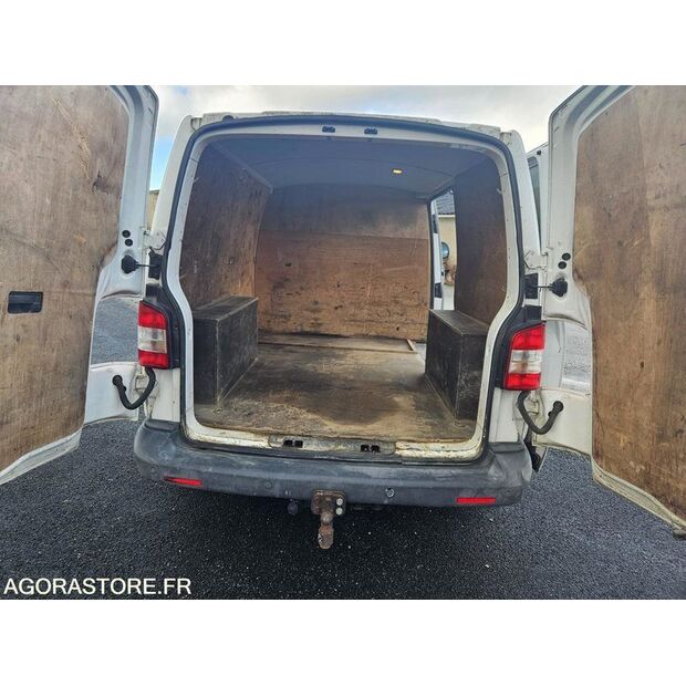 2013 Volkswagen T5-42287571