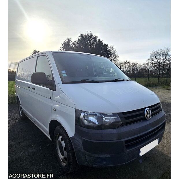 2013 Volkswagen T5-42287573