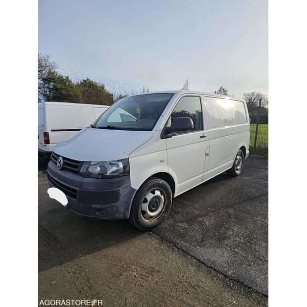 2013 Volkswagen T5-42287579