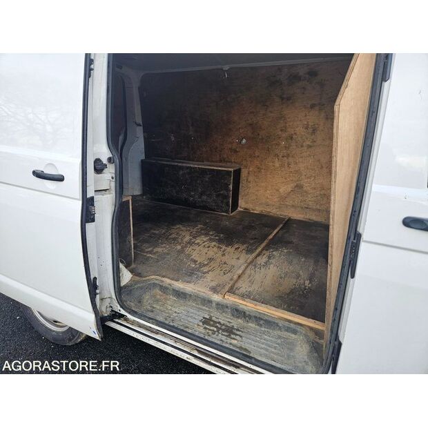 2013 Volkswagen T5-42287582